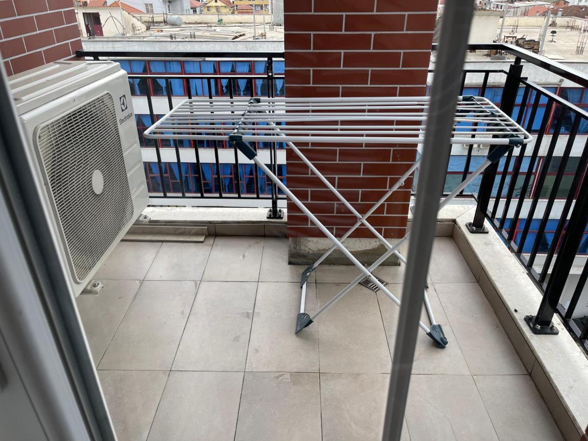 Roes Appartement Tirana